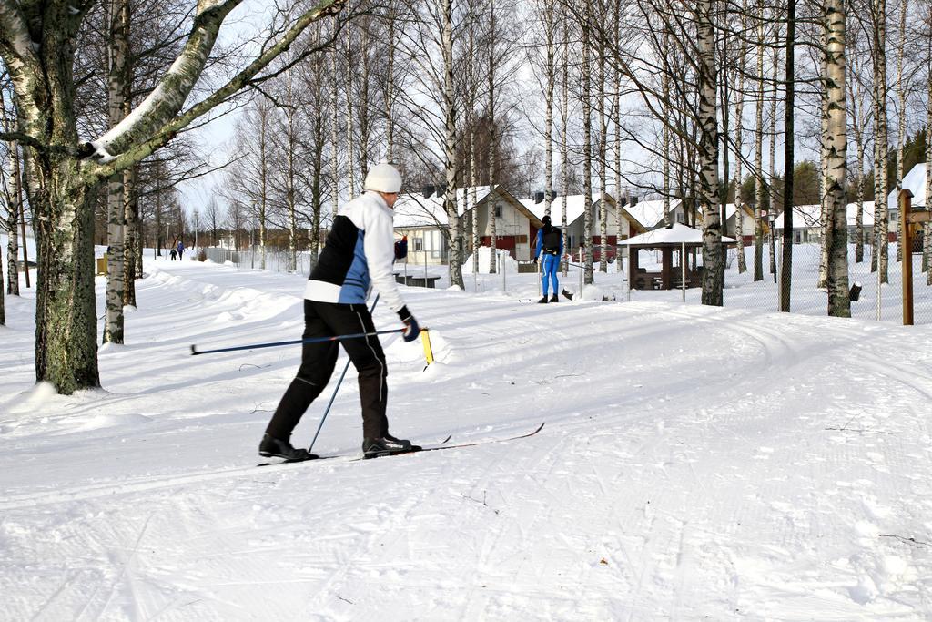 Holiday Linnunlahti Γιόενσου Εξωτερικό φωτογραφία